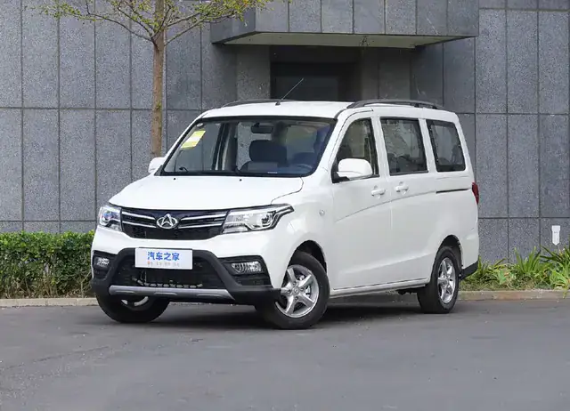 Changan Ounuo S, foto 3