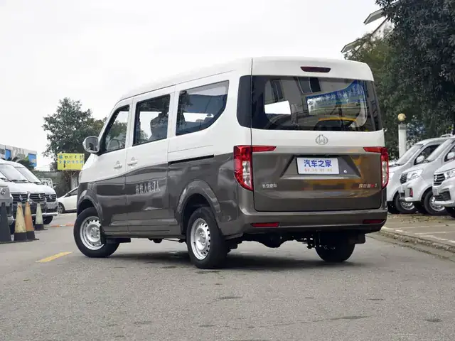 Changan V3 Passenger, foto 2