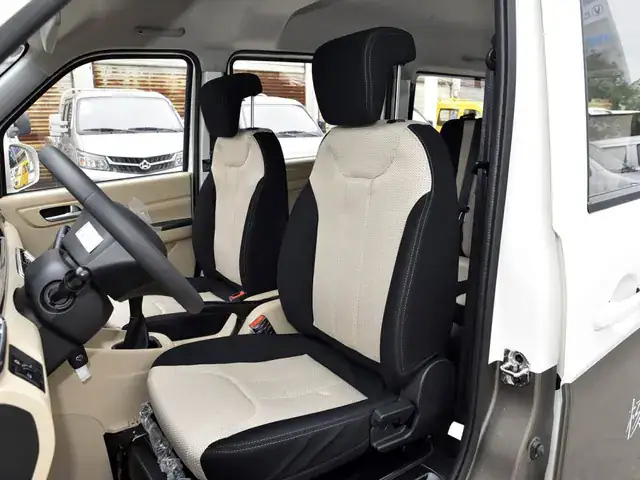Changan V3 Passenger, foto 3
