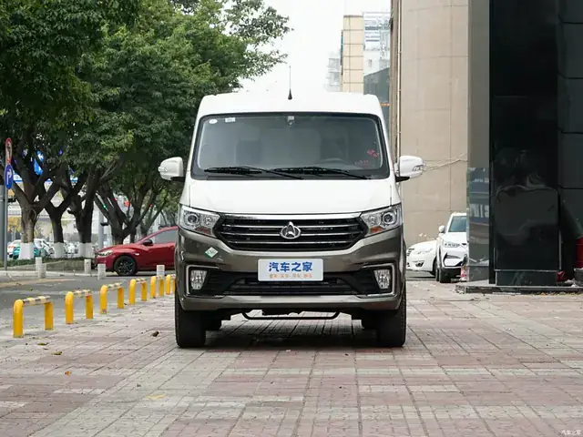 Changan V5, foto 1