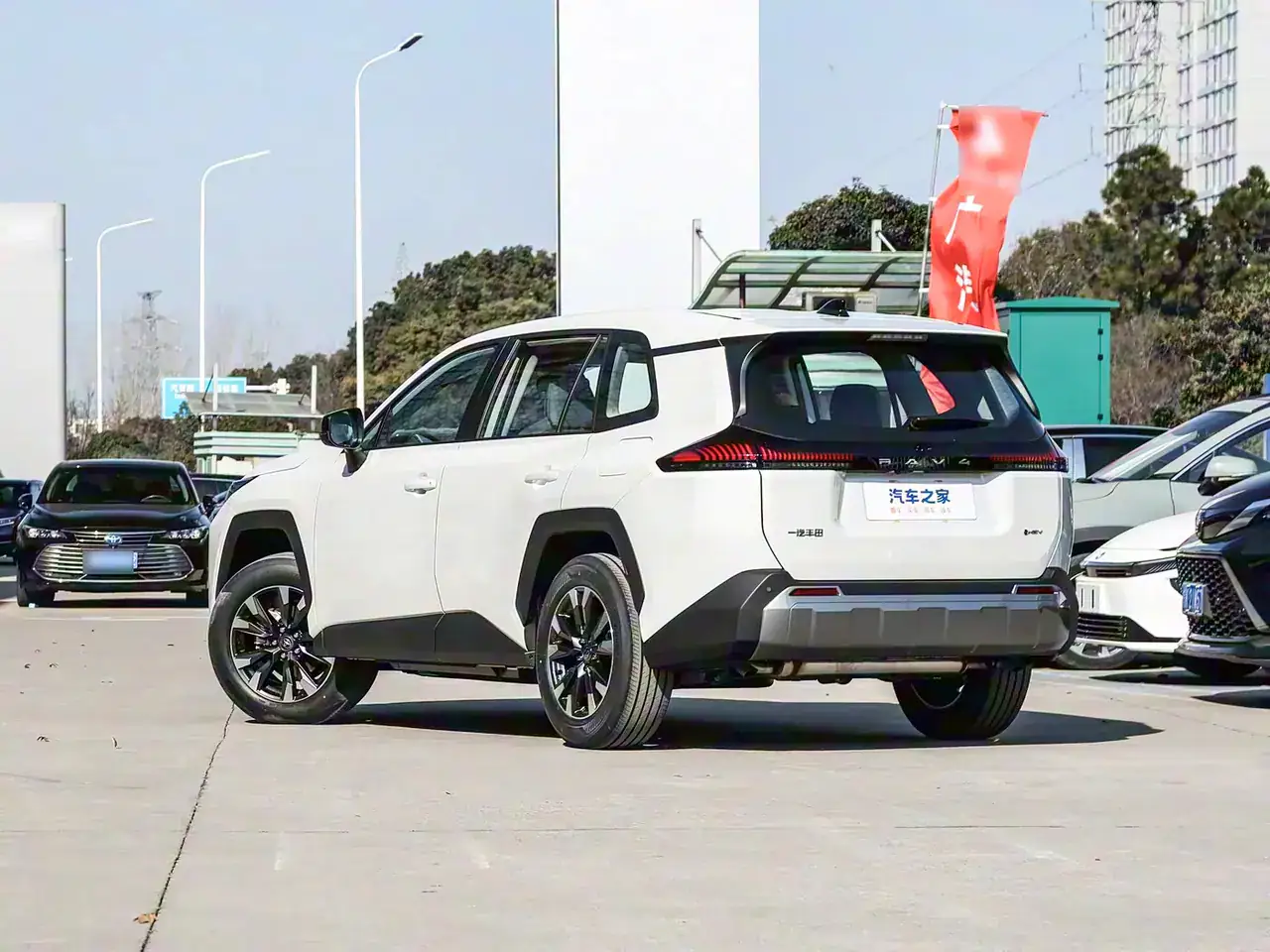 Toyota RAV4 Hybrid, foto 3